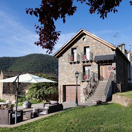 Gasthaus Casa Bergua Víu Exterior foto