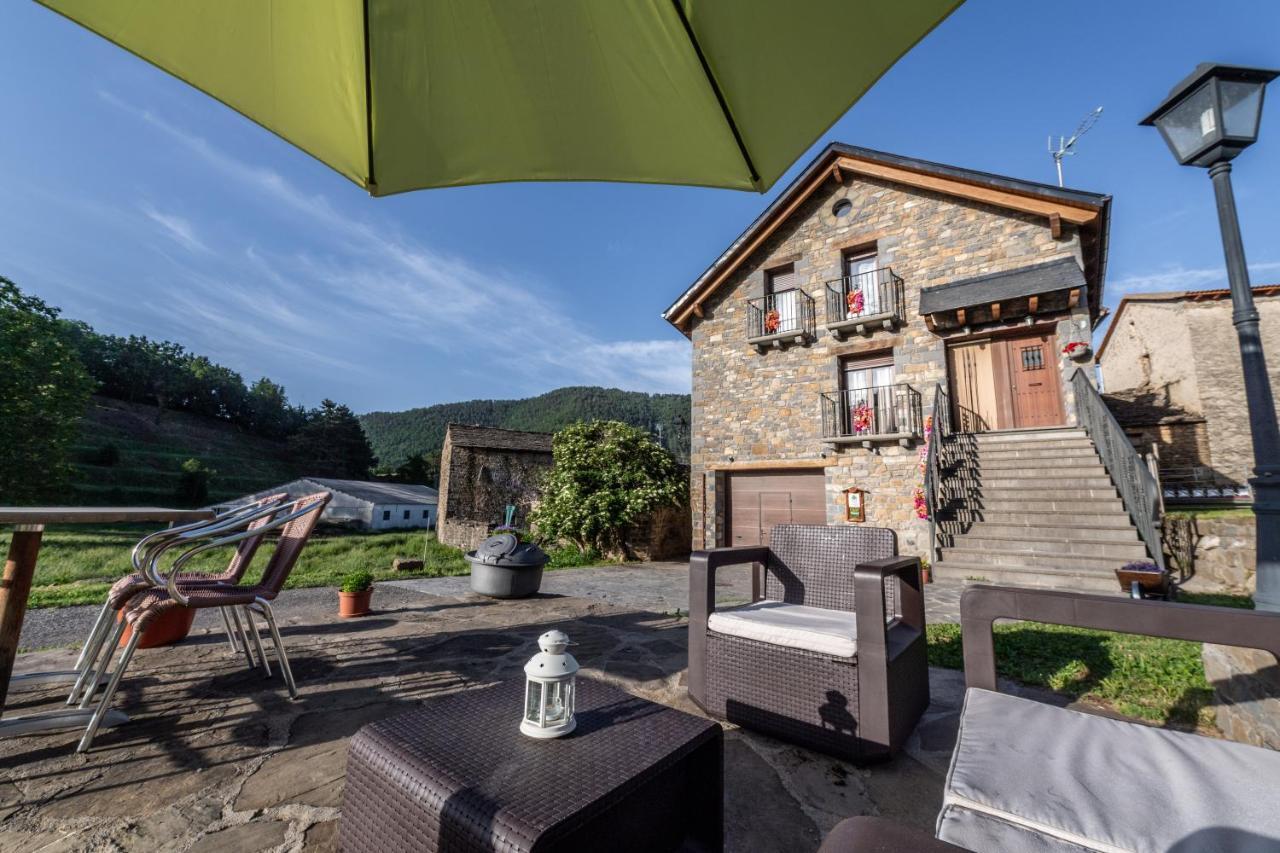 Gasthaus Casa Bergua Víu Exterior foto